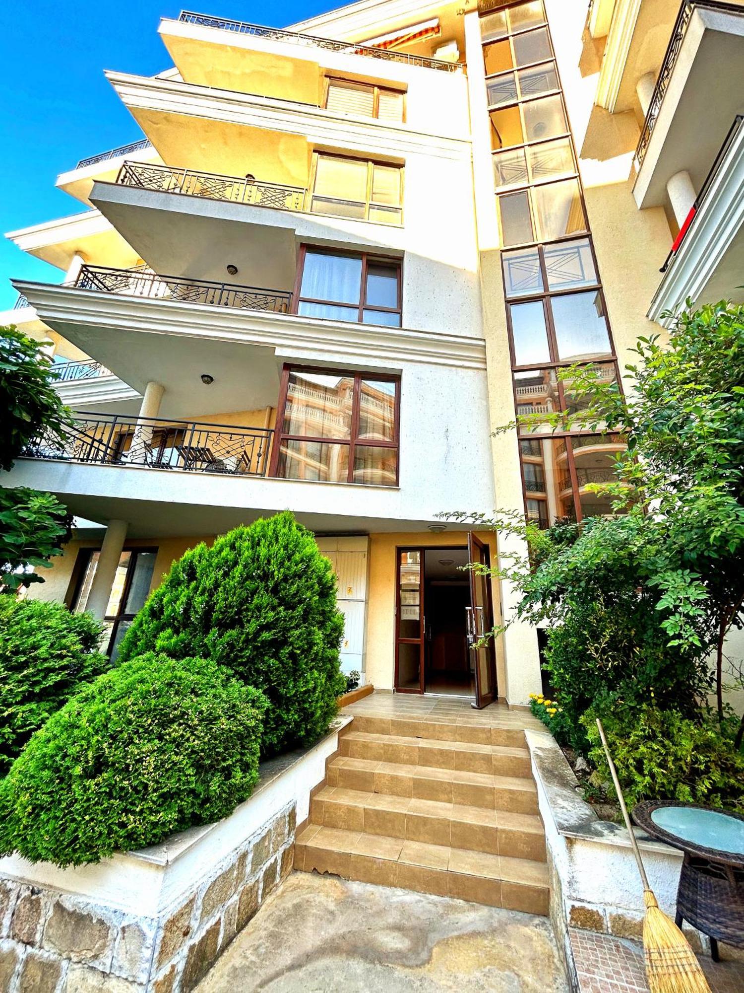 Apartment Calabria Święty Włas Zewnętrze zdjęcie