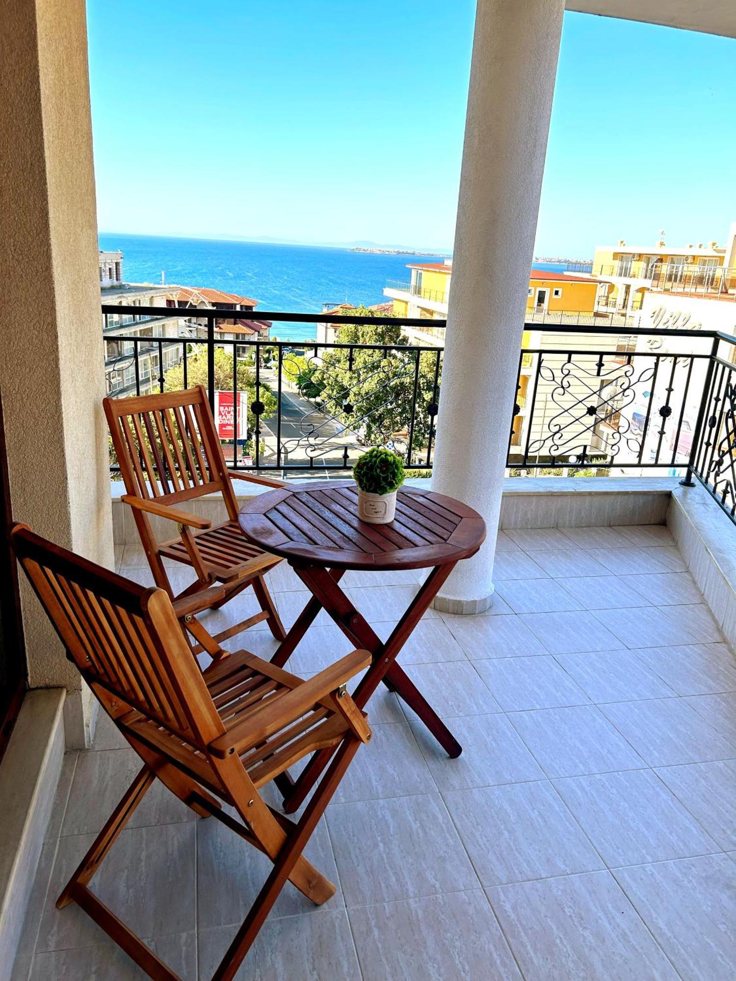Apartment Calabria Święty Włas Zewnętrze zdjęcie