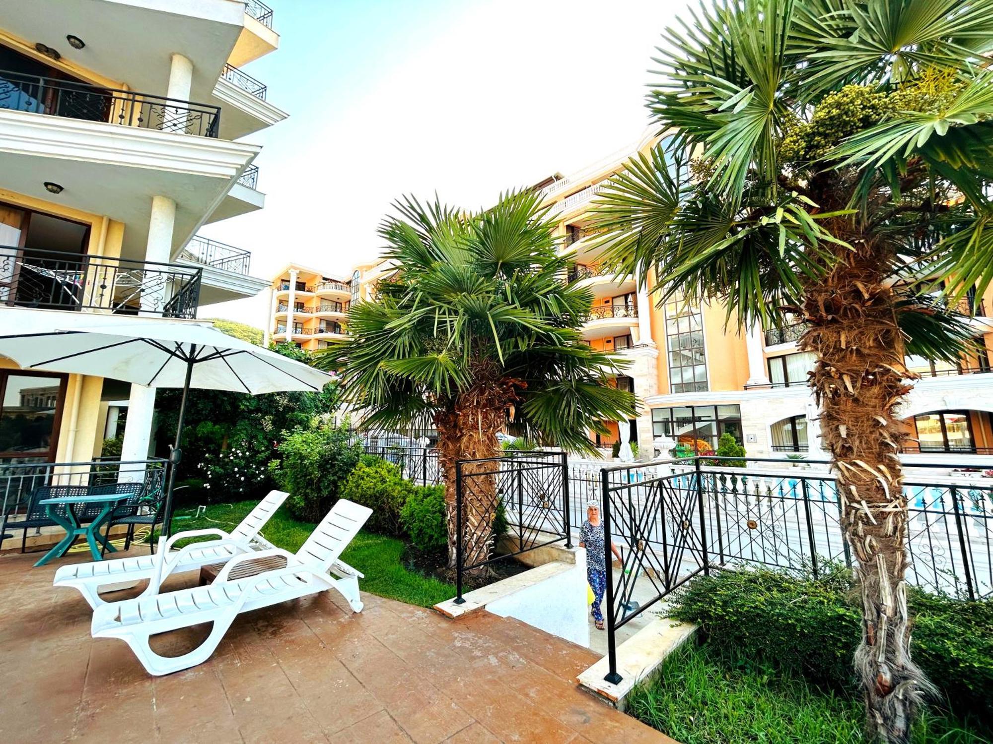 Apartment Calabria Święty Włas Zewnętrze zdjęcie